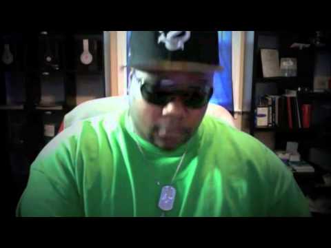 Jaykeyz in the studio making a beat (Studio Video)