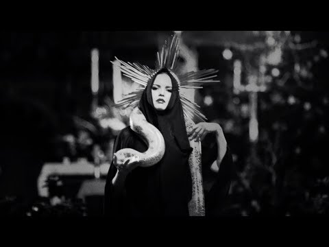 Pokój z Widokiem na Wojnę feat. Sokół i Marysia Starosta - Religia