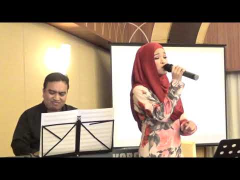 Sedetik Lebih - Majlis Perkahwinan di Regency Hotel