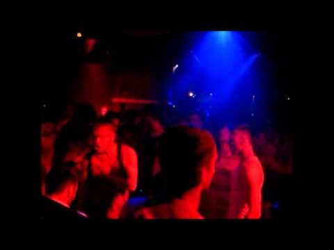 Dani Hageman plays : Lana del rey - blue jeans (penguin Prison remix) VS Betoko - Raining again