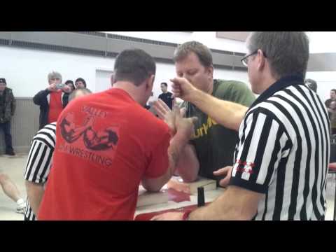 Phillip Carty vs Mark Macphail (right hand)