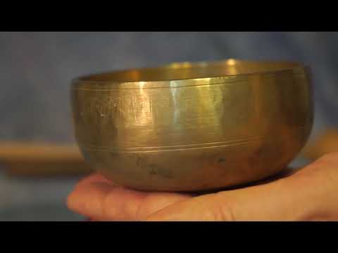 SMALL BOWL #S253 Note D5 Fundamental 2nd Chakra/Sacral/Svadhisthana ~ 572 hz