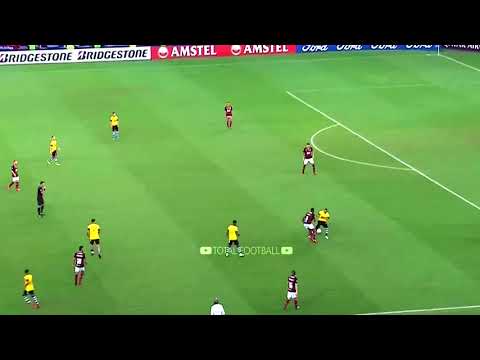 Жерсон Сантос, Фламенго, обыгрыш соперника между ног вблизи своей штрафной, сезон 2020/21