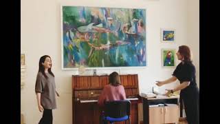Nuranə Nur Fidan Hacıyevanın məktəbində qonaq olarkən