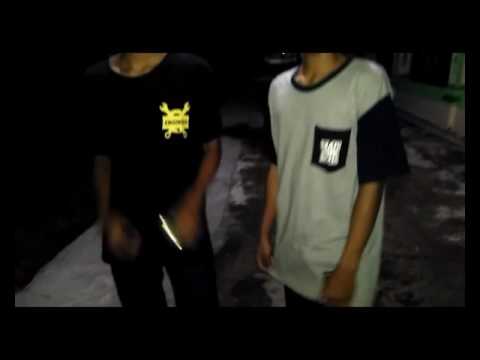 SMK WARGA SURAKARTA - Film Pendek "Pocong Meringis"... Edit BY : Andi Setyo P