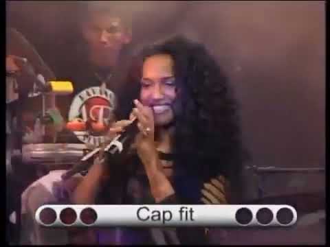 Laura Beg - Cap Fit (Live)