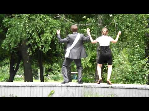 Йшов 2013-й рік-випускний.Ми розважались як могли-11А))))