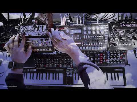 Berlin School Jam "WHAT DREAMS ARE MADE OF" Revisit. ModelD Analog4 Volca SE02 Streichfett