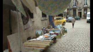 preview picture of video 'Market day in Noyers-sur-serein'
