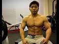 ギロチンプレスで大胸筋の成長を促す!