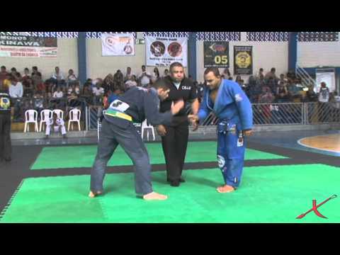 BRASILEIRO REGIÃO SUDESTE 2013 - Ives Sacramento x Luca Pereira by X-COMBAT