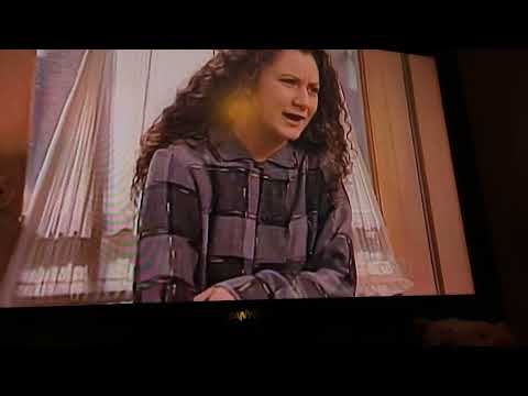 Darlene doesn't want David near her