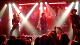 WIG WAM - Do Ya Wanna Taste It (Sala Mephisto, Barcelona) 17/09/2010