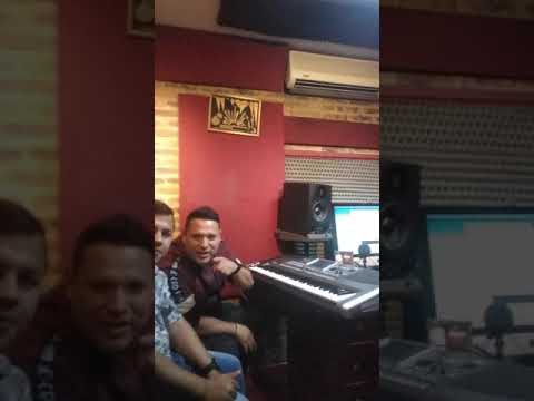 acompañqndo a mi gran amigo julian del castillo, con su nuevo tema " fui lo mejor"