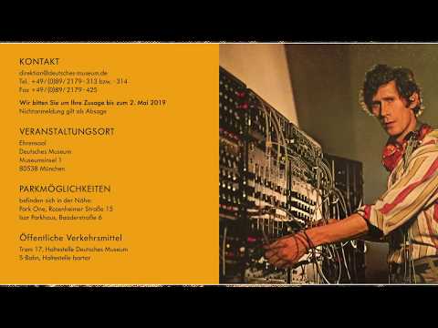 Eberhard Schoener übergibt den MOOG Synthersizer dem Deutschen Museum