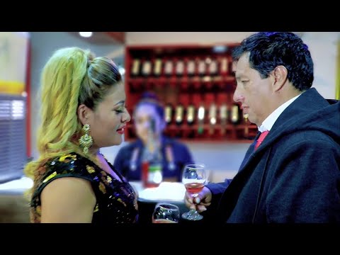 Janeth Salinas & Edgar Cayetano - Sirvame Una Copa (Vídeo Oficial)