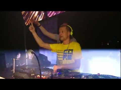 Pat Farrell (feat MC X-Large) on Tour II