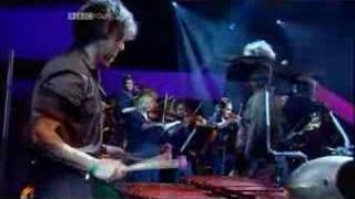 David Byrne - This Must Be The Place Live Jools Holland 2004
