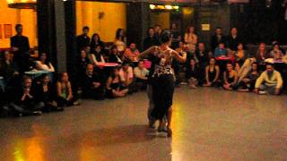 CHRISTIAN "EL TOTI" MÁRQUEZ y ANABELA BROGIOLI en Viva La Pepa! Milonga (1/4)