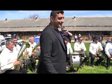 Botosani Online TV / George Simion primit cu fanfara de fermierii botosaneni