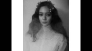 GQ Korea Instagram Krystal (I Don&#39;t Wanna Love You)