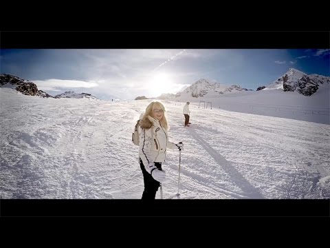 Blutonium Boy & Bonnie Tyler - Holding Out For A Hero (Official Video HD)