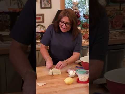 How To: Make Mushroom Lover's Pasta 🍄 ⁠| Rachael Ray #Shorts #RRMM #RRatHome