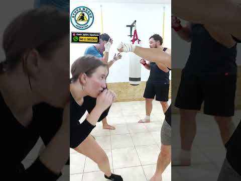 Introducción y presentación del seminario de boxeo y kickboxing en Guatrache La Pampa