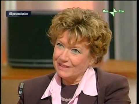 Su una faccia il posto simile a un posto di pigmentary ha apparito Se veramente liberarsi da posti di pigmentary