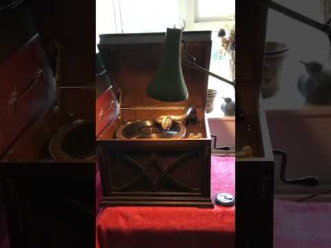 Ro-Ro-Rollin’ Along…. By…. Debroy Somers Band.  1930