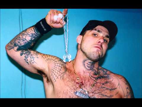 lektikos epexergastis feat lil kris and marileta-akouta-amerikan-battle