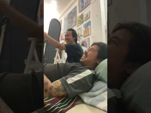 ကုန်းတံတားအောက်မှာဘယ်တော့မှ ပစ်စလက်ခတ် မရေးဘူး