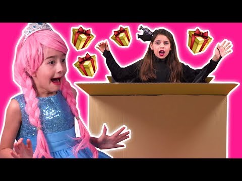 GIANT PRESENT PRANK 🎁  Malice Hides Inside - Christmas 2017 - Princesses In Real Life | Kiddyzuzaa