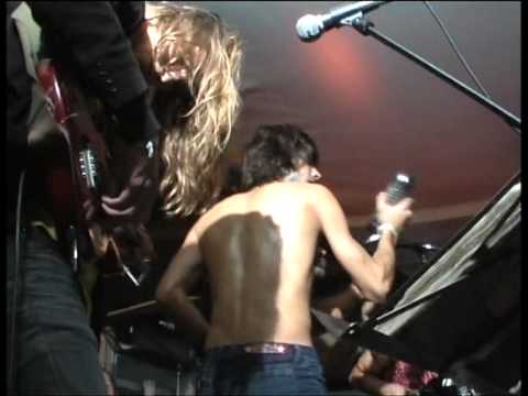 AUFRICHTIGES ZAPPA (Tarentatec) feat. Max - I'm the slime freakout jam @ ZAPPANALE 2010