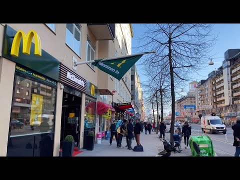 Sunny Afternoon Walk in fabulous Södermalm / Götgatan, Stockholm, Sweden.