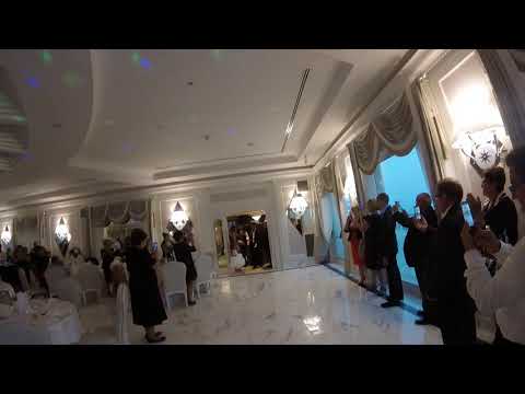 Sposi e Invitati entrano ballando - Plaza Vasto - Animazione Travolgente Francesco Barattucci