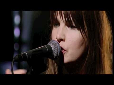 Jennie Abrahamson WOLF HOUR live on TV4