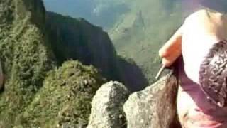 preview picture of video 'Kostras en Machu Picchu'