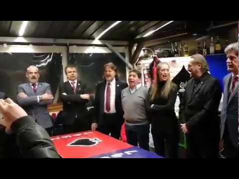 Il Generale dello Storico Carnevale di Ivrea nella sede dell'Asso di Picche