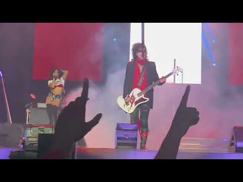 Motley Crue - wild side- Lima Perú (28/02/23)