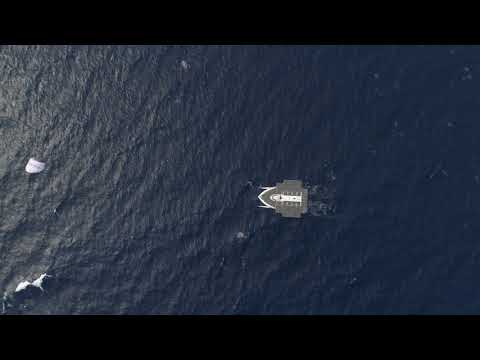 Skysails Yacht towing kite on Race-for-Water in Guadeloupe