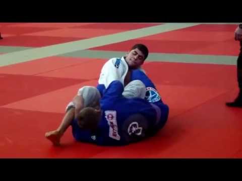 Sean Coates - IBJJF London Open 2014 - Purple Adult - Medium-Heavy