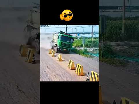High-Speed Rig Drift Master Move⚡💥 nanaghehoi #truckdriver #automobile #lkw #fahrer #job