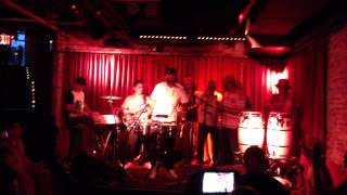 ya LLeGo (eN ViVo) ... PiRuLo  y La TRiBu