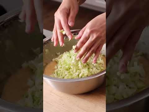 Okonomiyaki: How to make traditional okonomiyaki right at home! 😋