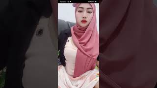 Download lagu Ella love Hijab Live Bigo mp3 Download lagu Ella love Hijab Live Bigo mp3