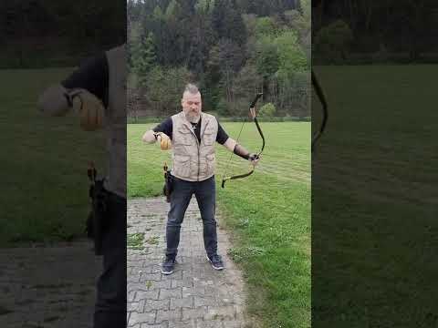 Selbstgebauter Schießsack Test mit 35 lbs Reiterbogen