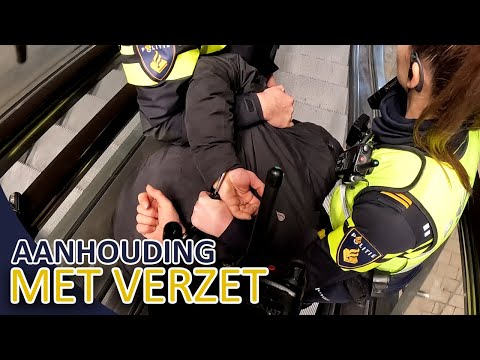 Politie | Aanhouding met verzet | Drugs aangetroffen | Dienst op de motor