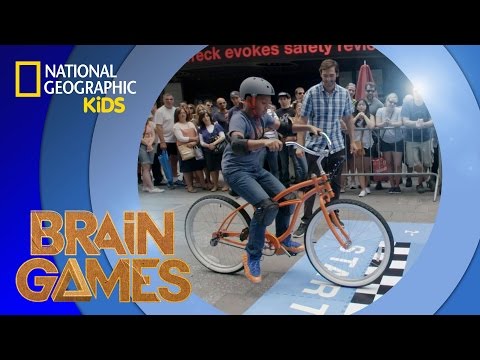 Backward Bike Challenge 🚴🏿‍♂️ | Brain Games