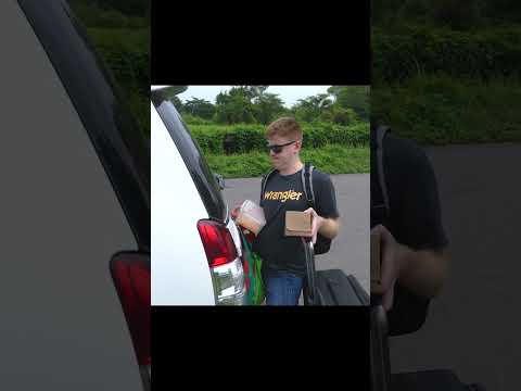 bedanya-bule-vs-orang-indonesia-ketika-naik-mobil